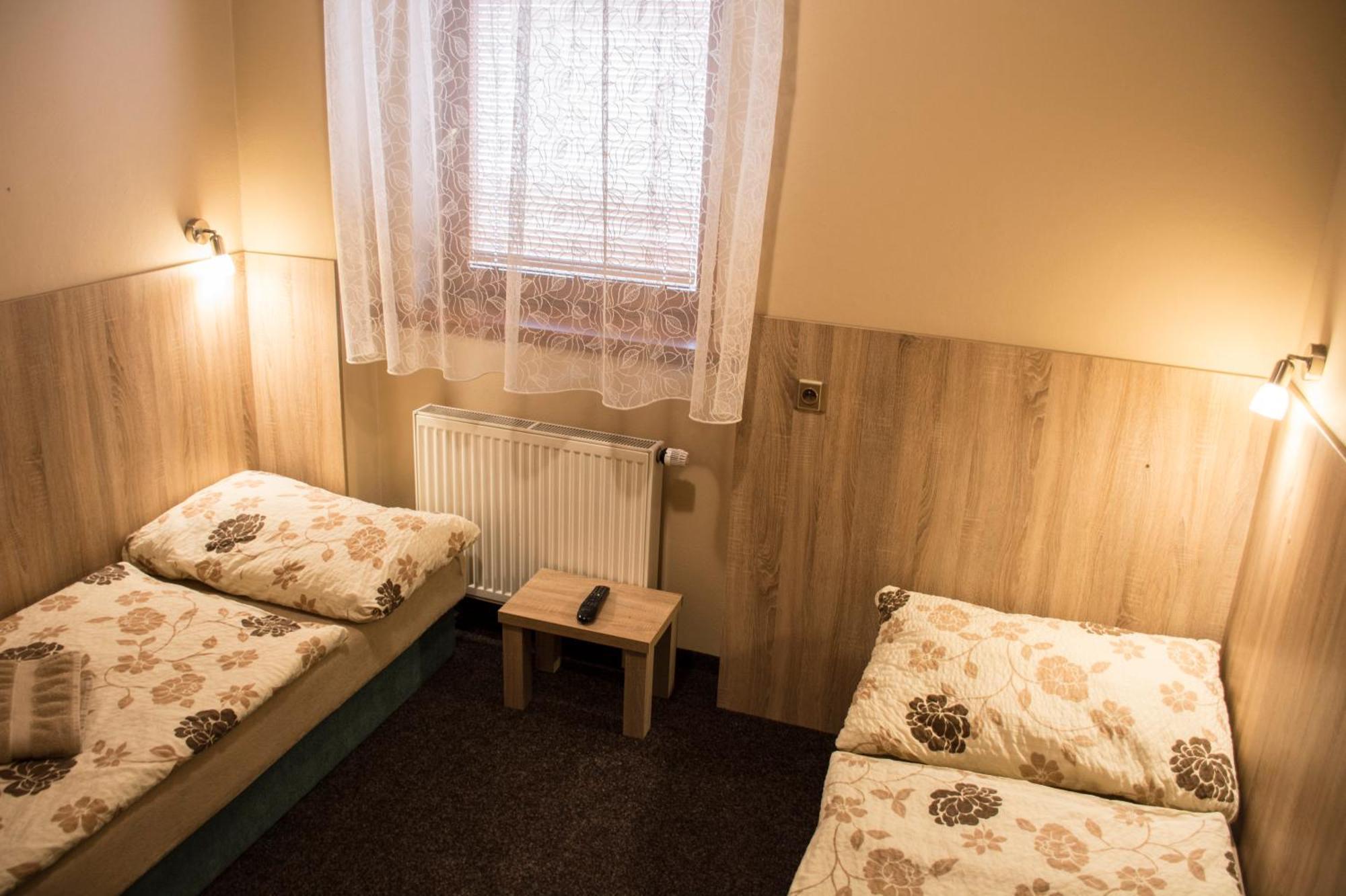 Penzion Krmelec Chrudim Esterno foto