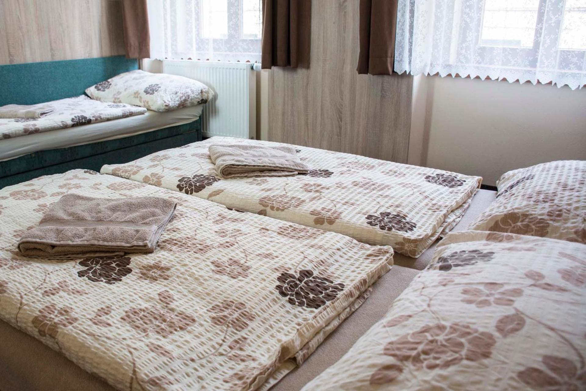 Penzion Krmelec Chrudim Esterno foto